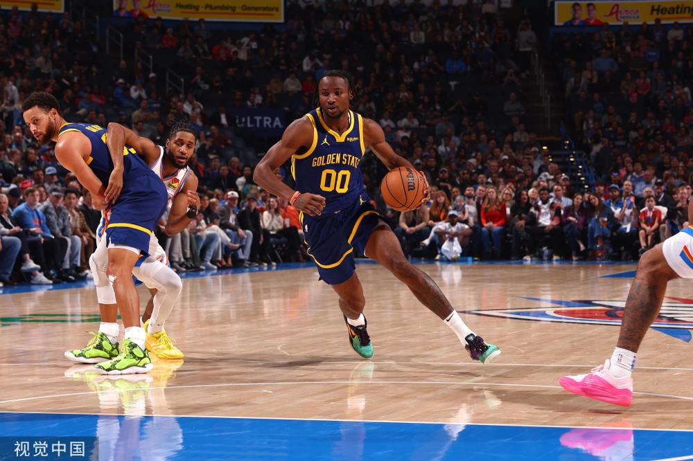 赞助商蠢蠢 赞助商蠢蠢