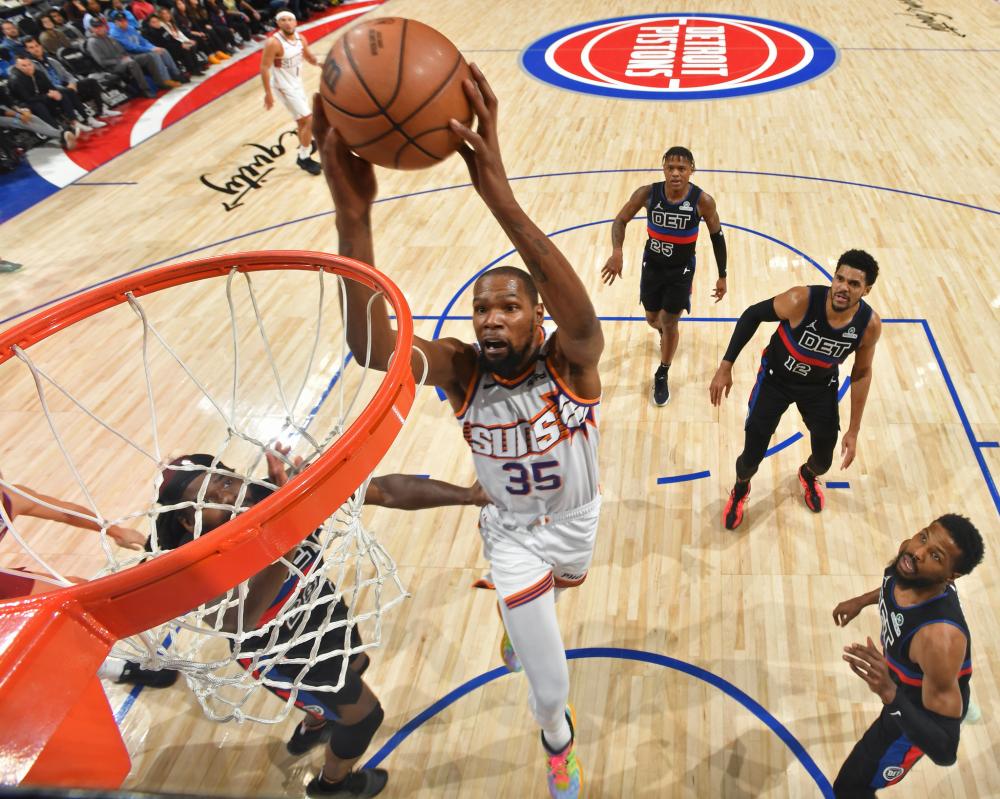 展示了他在 展示了他在