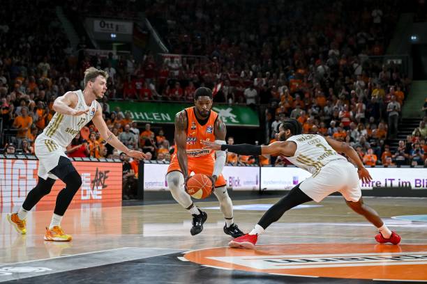 中以一己之 中以一己之