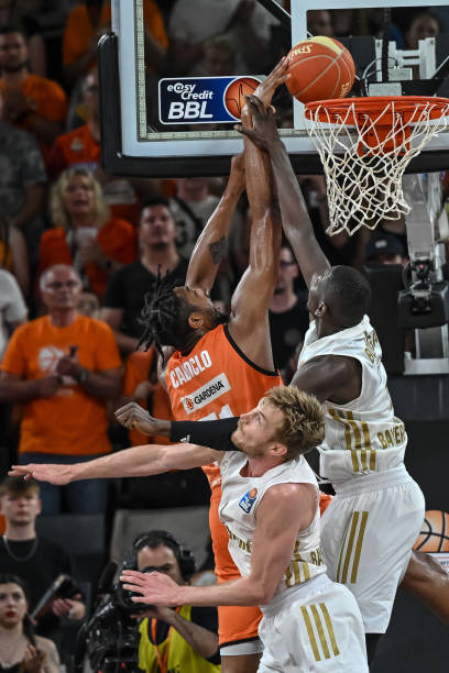 中的跑位 中的跑位