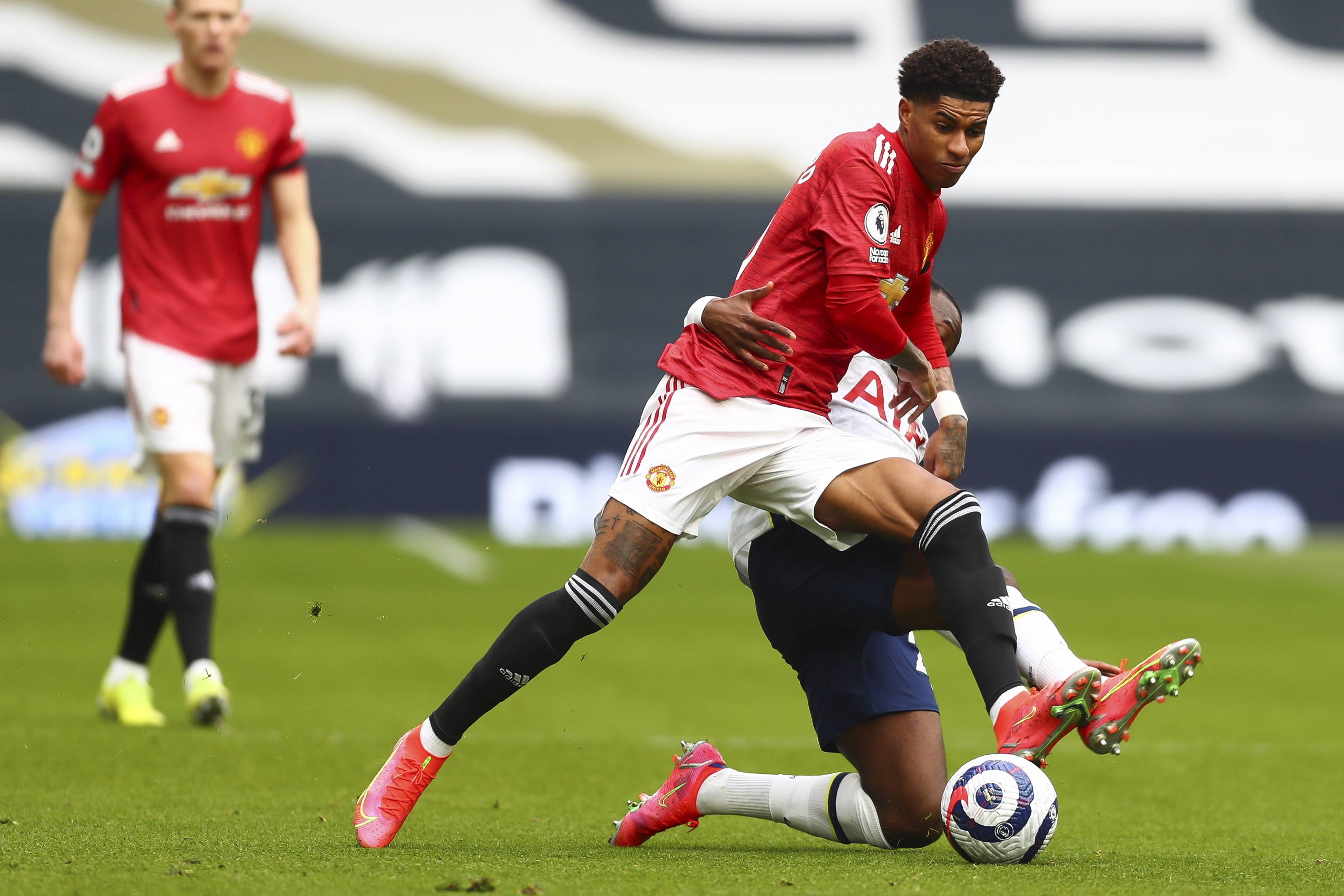 不配站在最 不配站在最